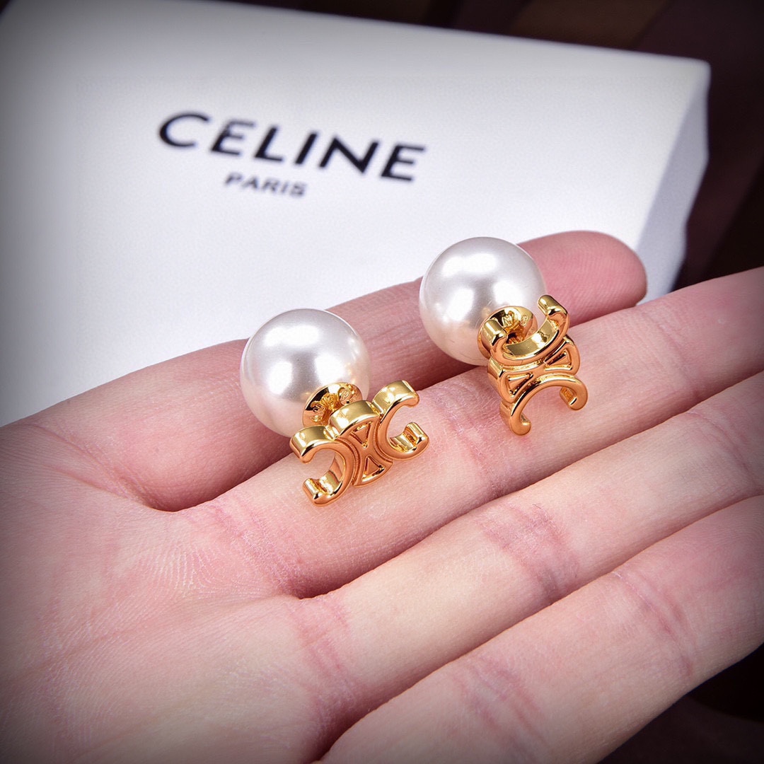 [TOP] CELINE Pearl Earrings - Gold