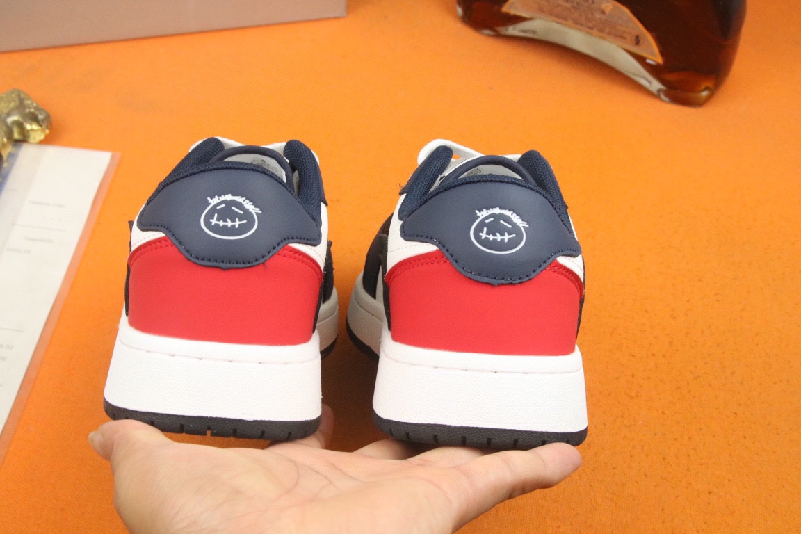 [TOP] PRADA Breathable Casual Shoes