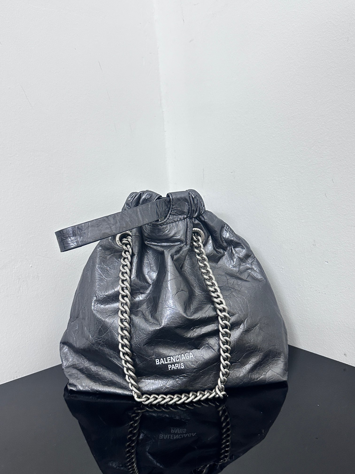 [TOP] BALENCIAGA Garbage Bag” Crush Tote Bag 43x15X35cm - Black Silver