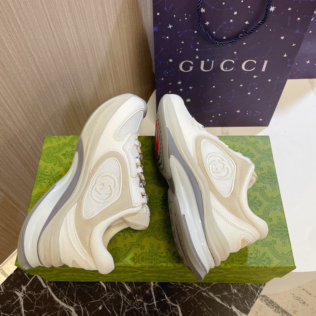 [TOP] GUCCI The Latest Couple's Sneakers