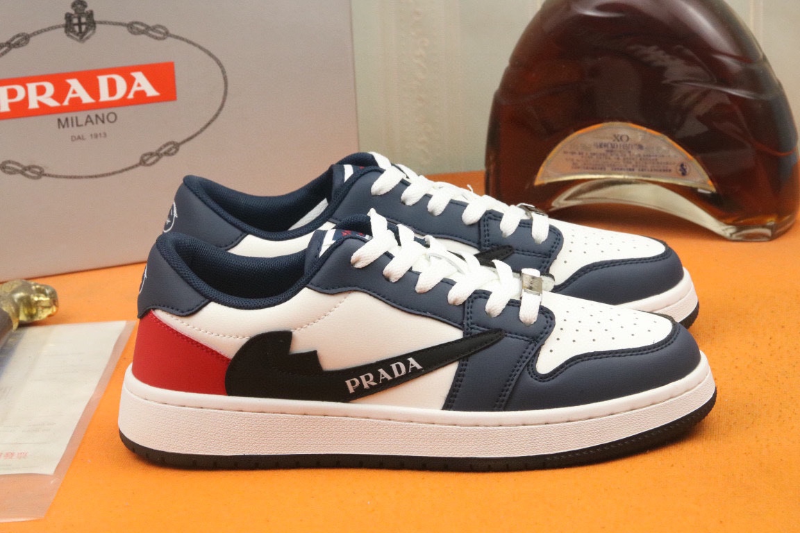 [TOP] PRADA Breathable Casual Shoes