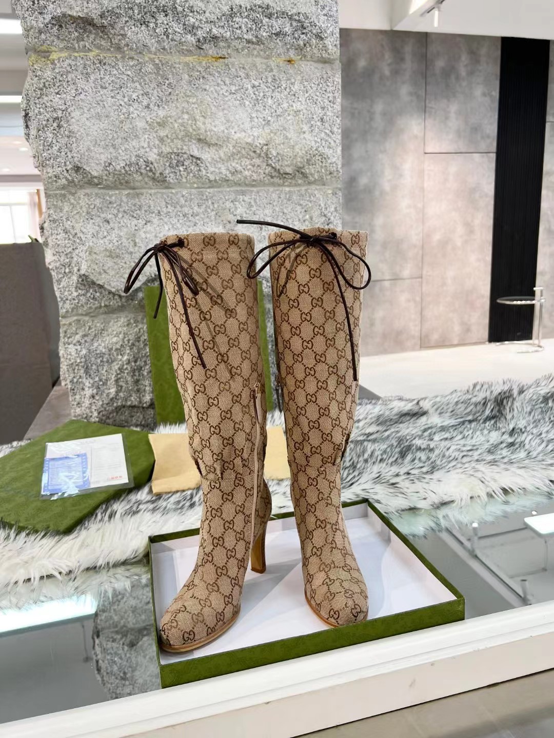 [TOP] GUCCI Boots