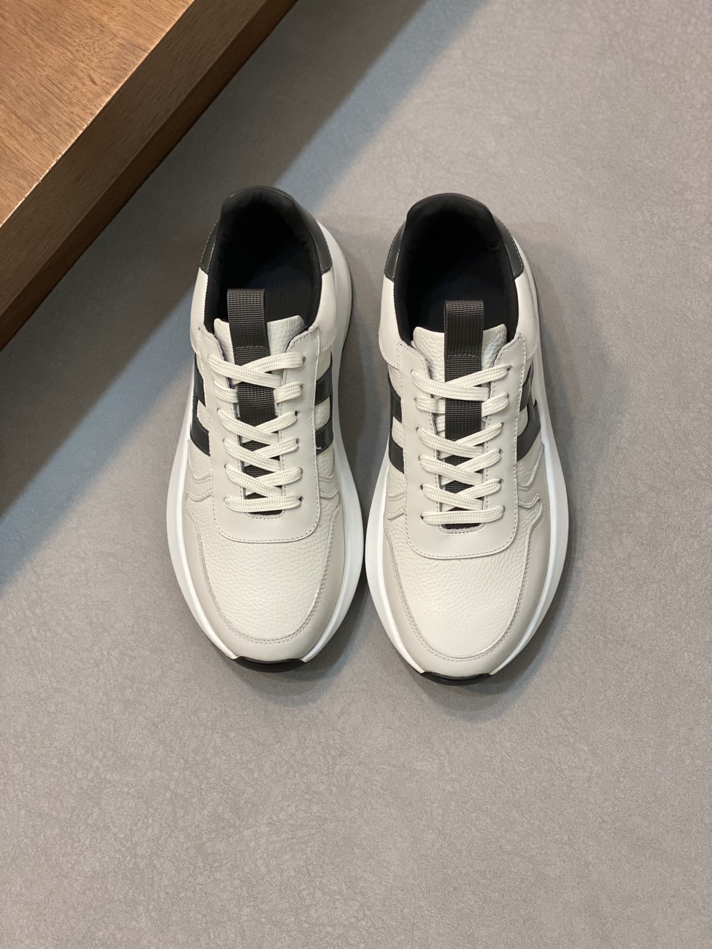 [TOP] HERMES Men's Casual Sports Shoes