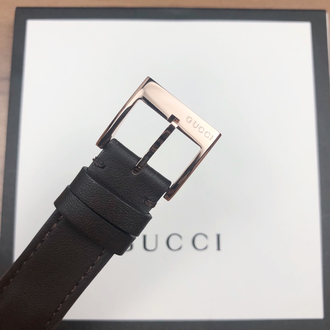 [TOP] GUCCI Quartz Unisex Watch