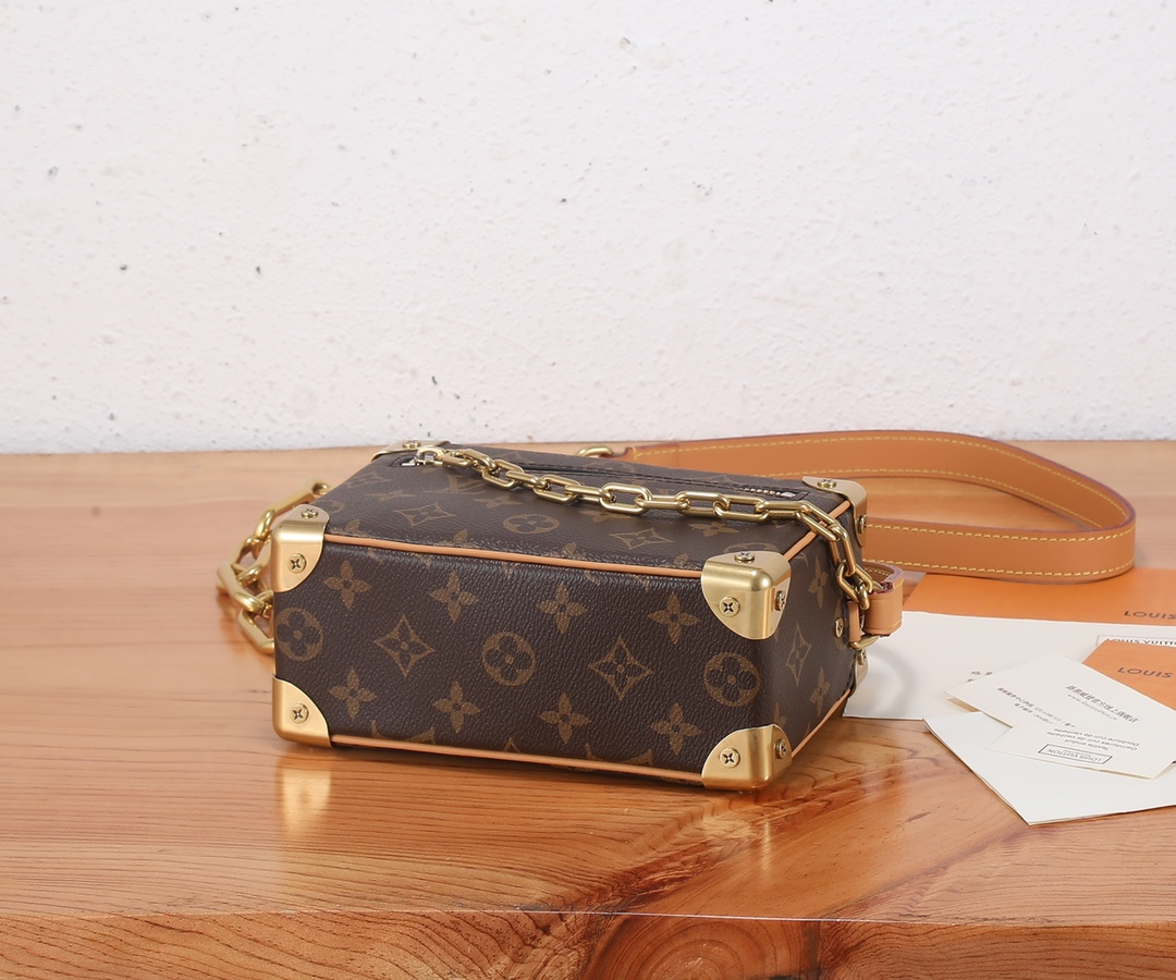 [TOP] Louis Vuitton LV MINI SOFT TRUNK Chain Bag 18.5 x 13 x 8 cm-Brown