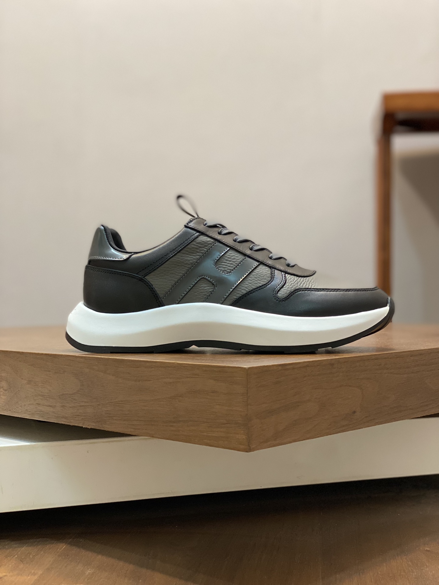 [TOP] HERMES Men's Casual Sports Shoes