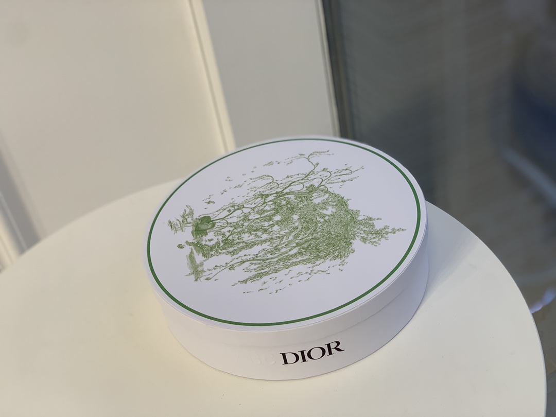 [TOP] Christian Dior One Box, Four Different Patterns Dinner Plates