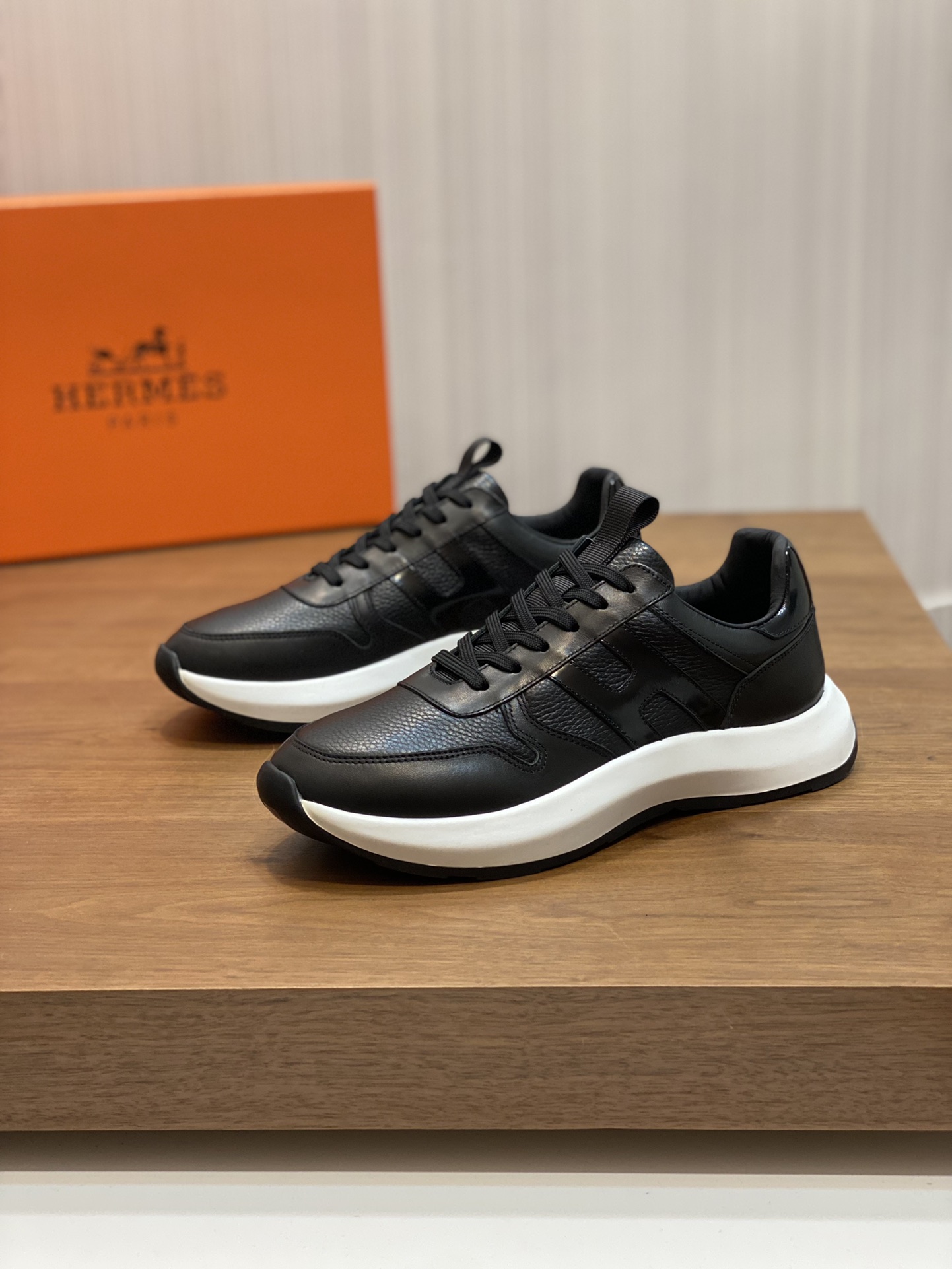 [TOP] HERMES Men's Casual Sports Shoes