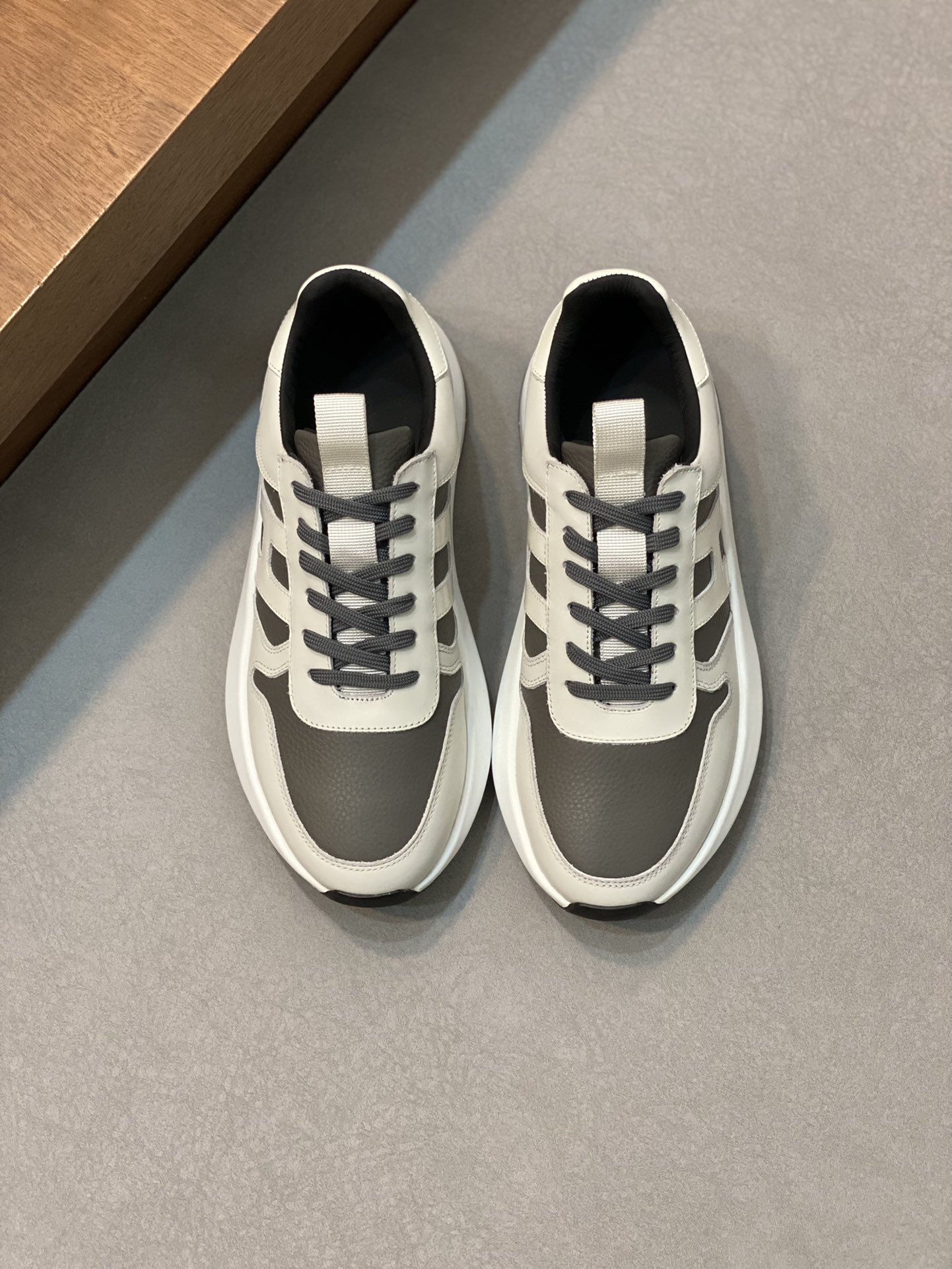 [TOP] HERMES Men's Casual Sports Shoes
