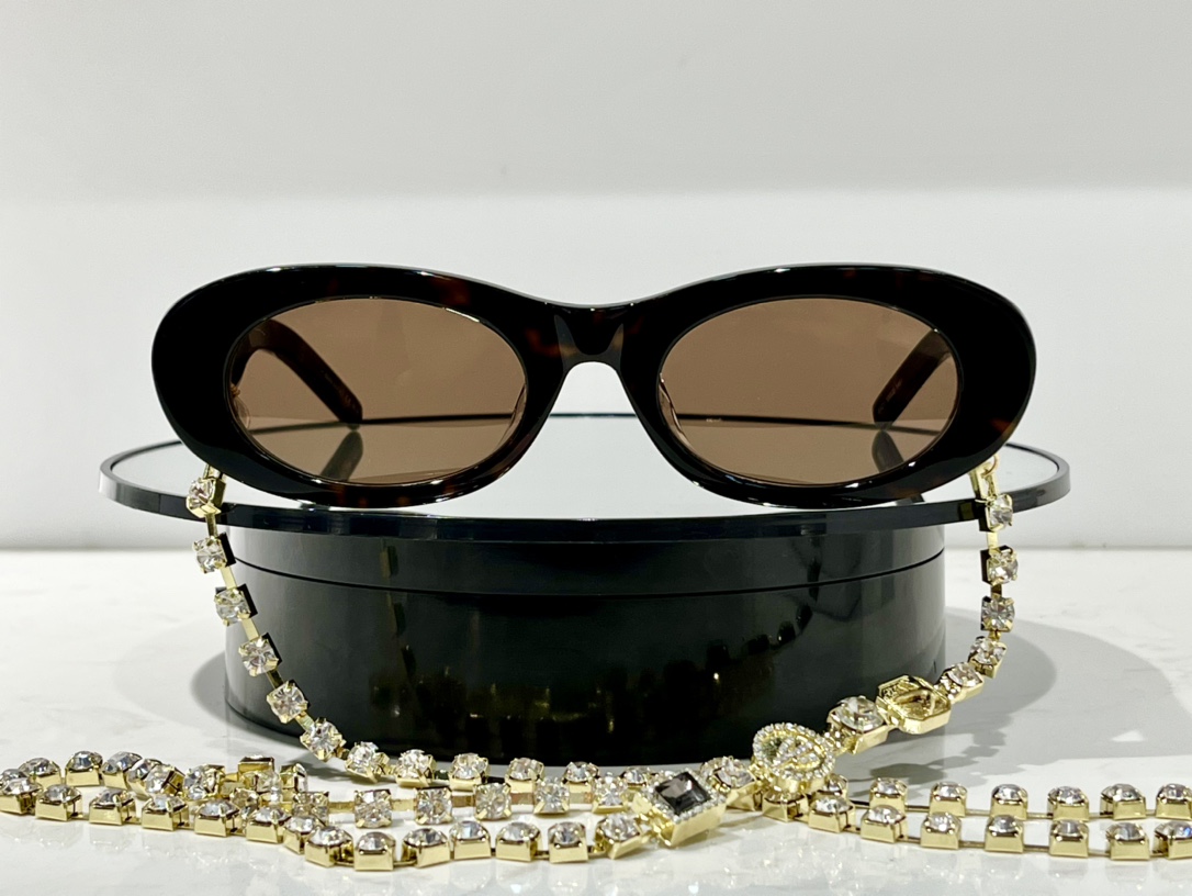 [TOP] Christian Dior Catwalk Style Diamond Glasses Chain Sunglasses