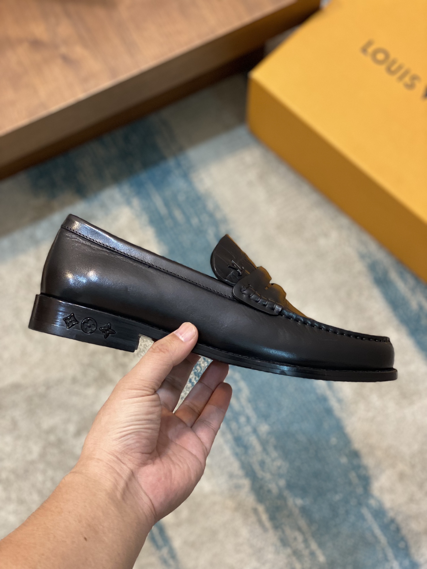 [TOP]Louis Vuitton LV Cowhide And Handmade Lefu Shoes - Black