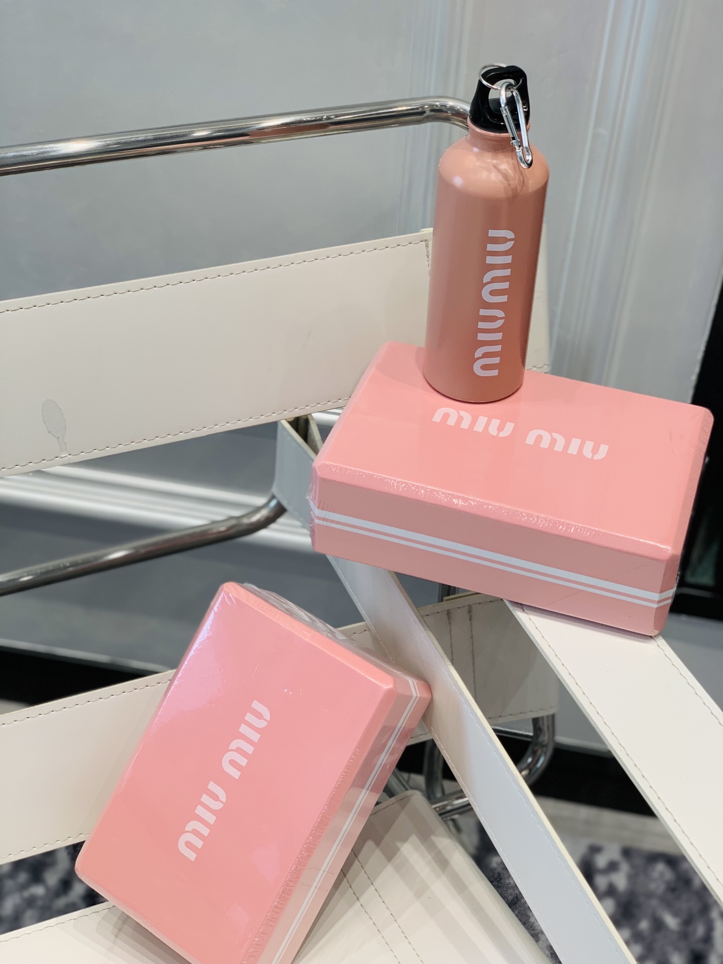 [TOP] Miu Miu Pink Kettle