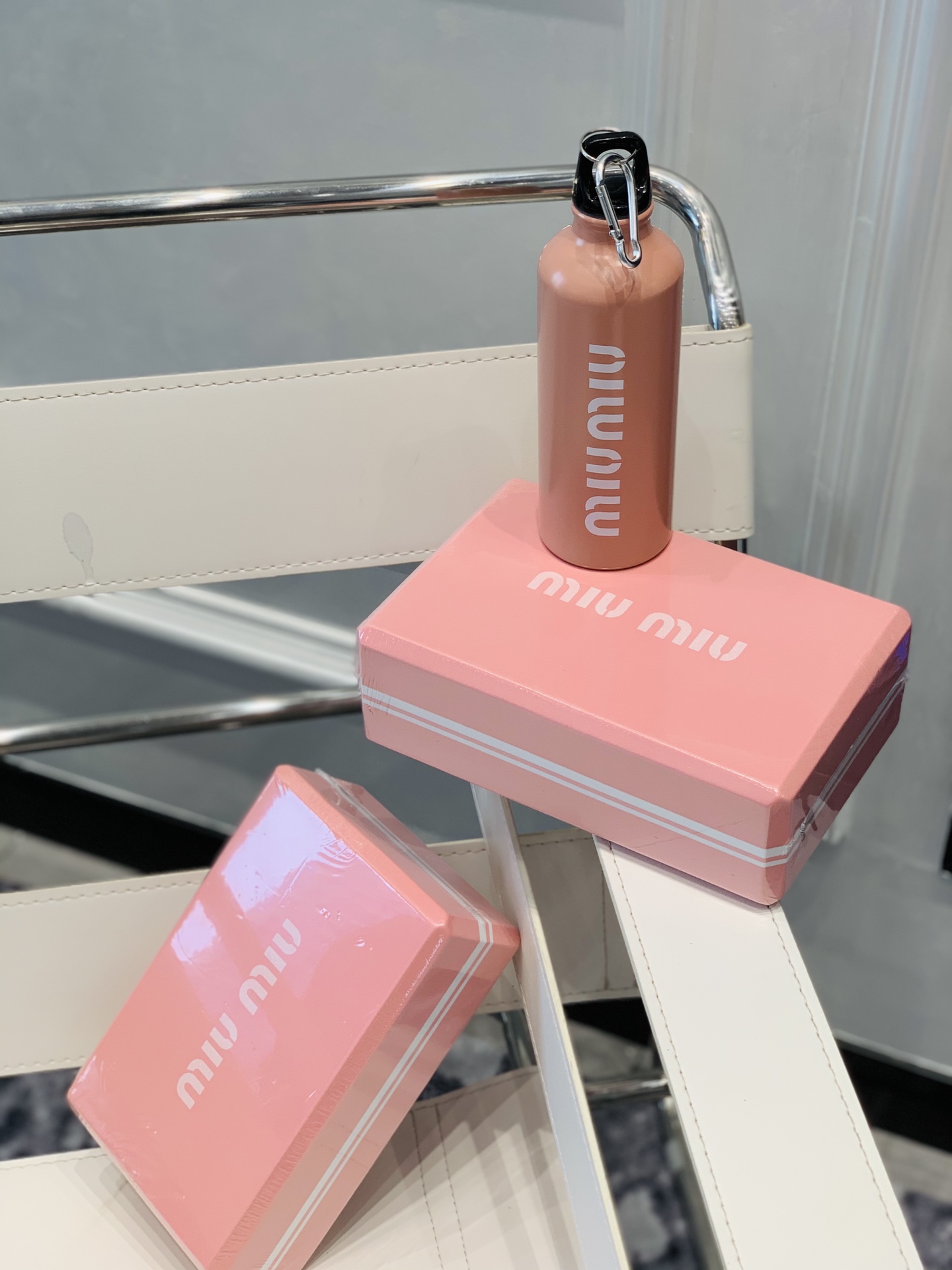 [TOP] Miu Miu Pink Kettle