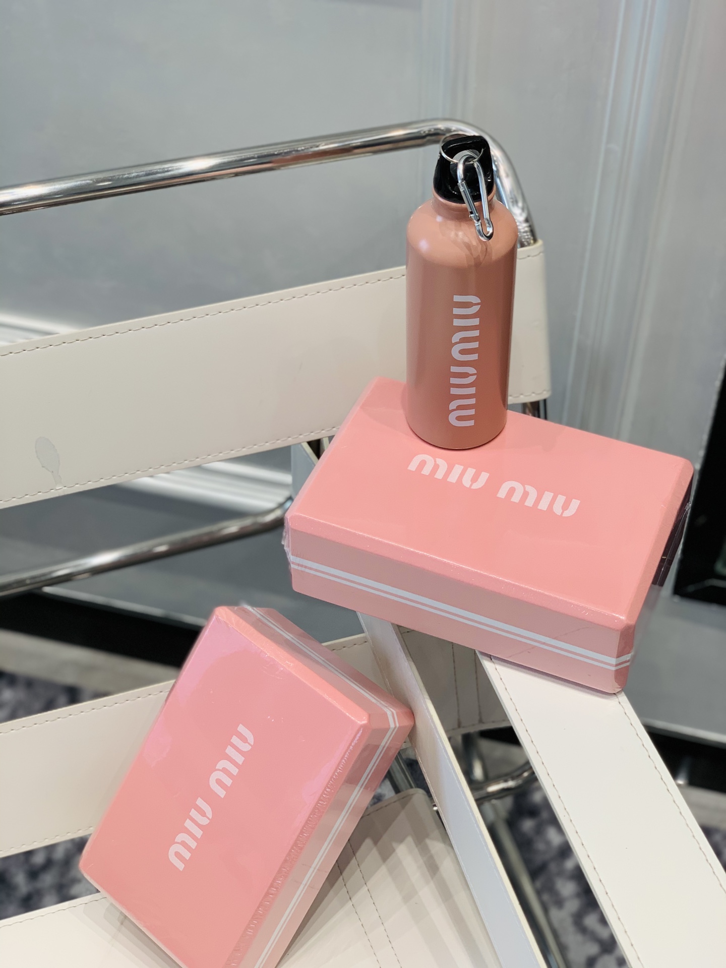 [TOP] Miu Miu Pink Kettle