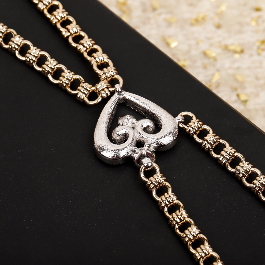 [TOP] CHANEL Versatile Waist Chain