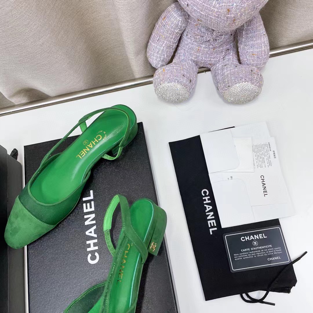 [TOP] CHANEL Leather Mules Shoes - Green