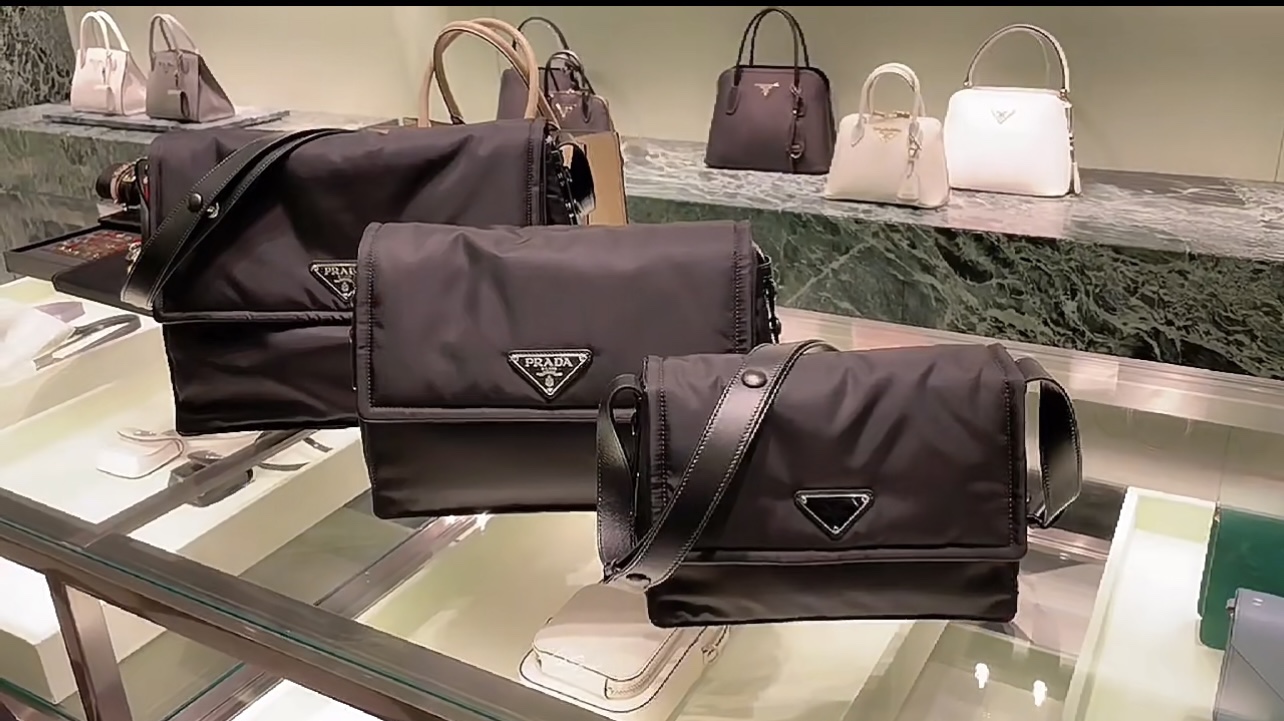 [TOP] PRADA Unisex Messenger Bag  23×16×11cm/30×21.5×12cm/36×28×14cm