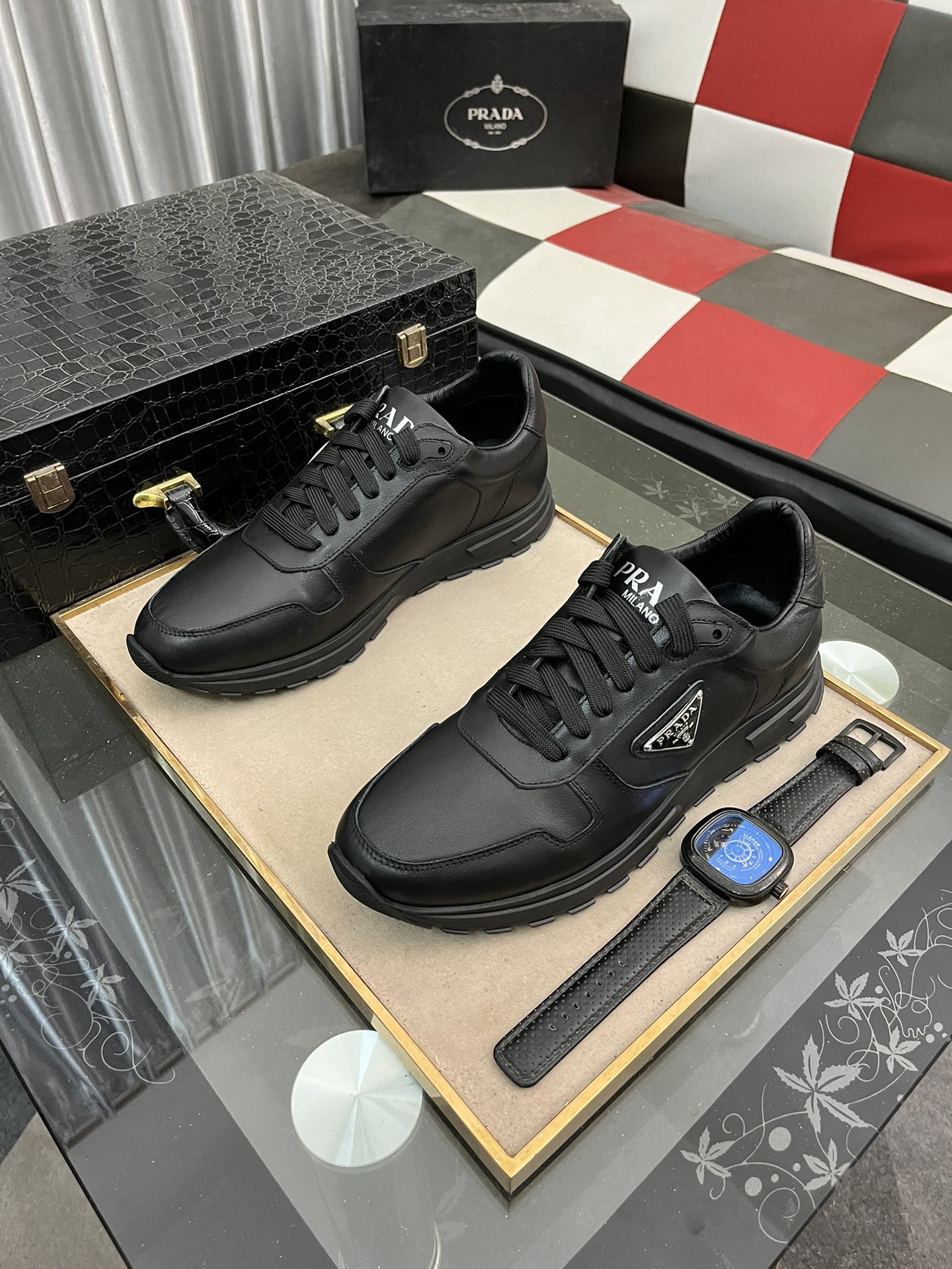 [TOP] PRADA Men's Sports Shoes - Black