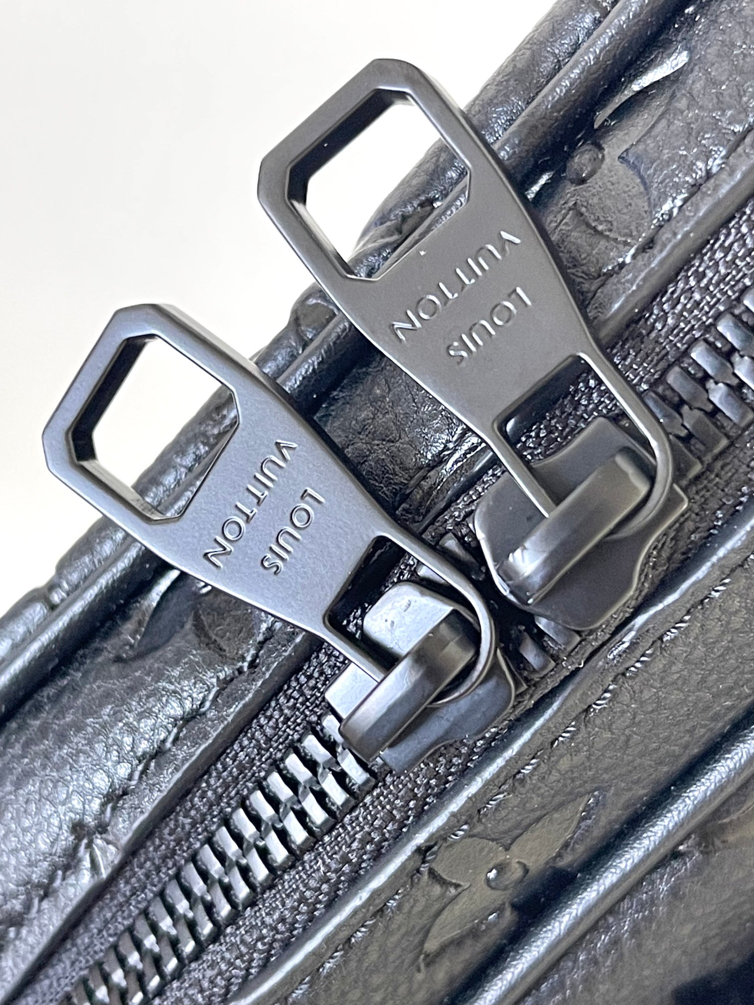 [TOP] Louis Vuitton LV Monogram Leather Steamer Messenger Bag  24x17x5CM-Black