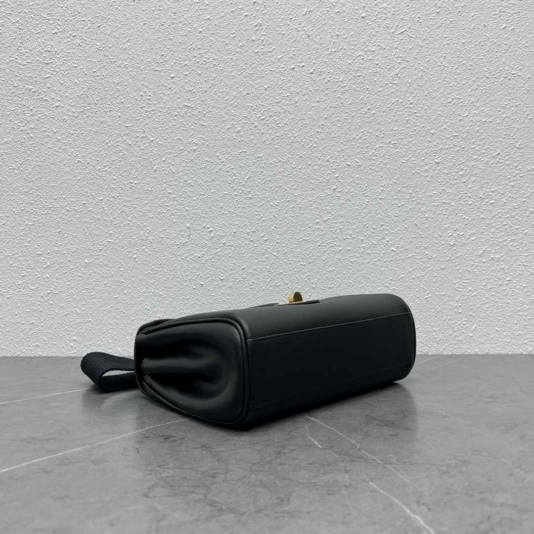 [TOP] CELINE Full Cowhide, Rotating Lock Crossbody Bag 23×15×9CM - Black