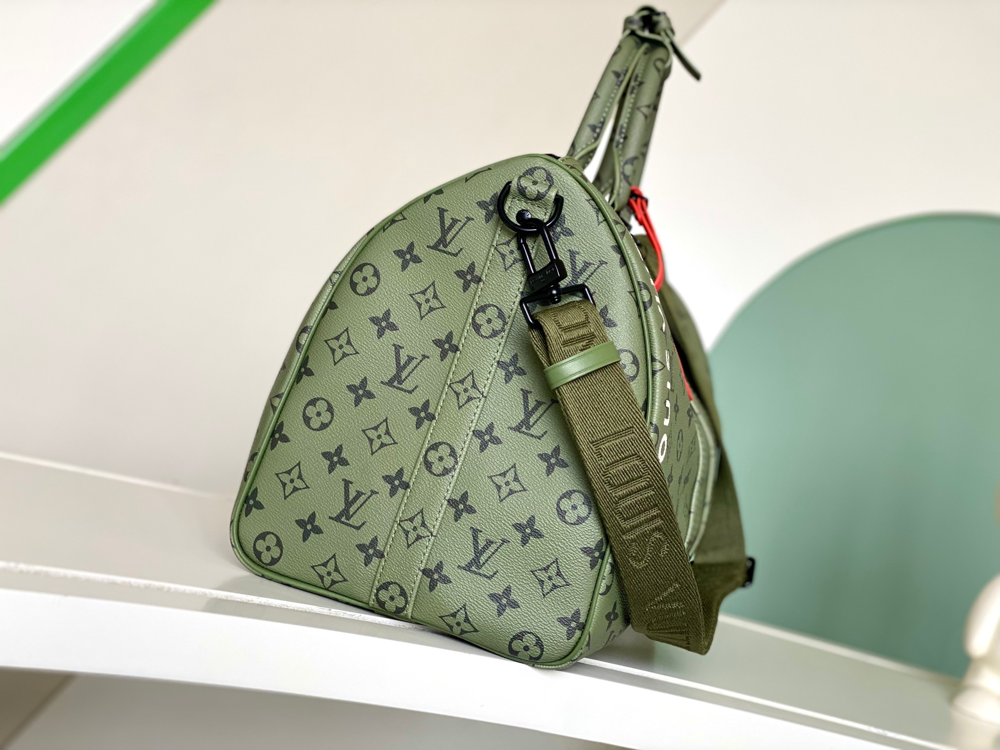 [TOP] Louis Vuitton LV Loui$ Vu!tt Monogram Tones Keepall Bandoulière 45 Travel Bag-Green