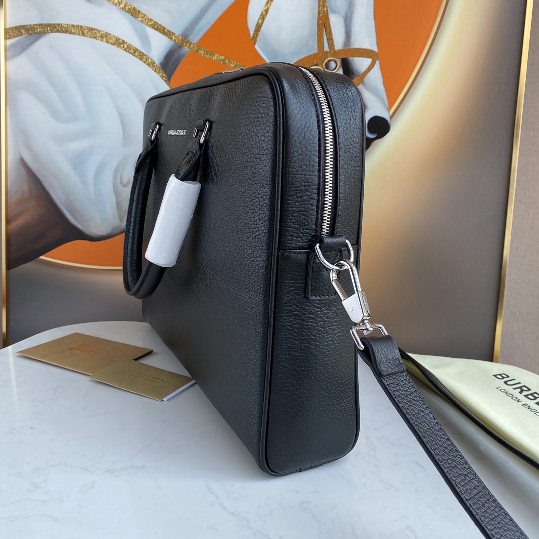 [TOP] BURBERRY London Leather Men's Briefcase 37×27×7cm
