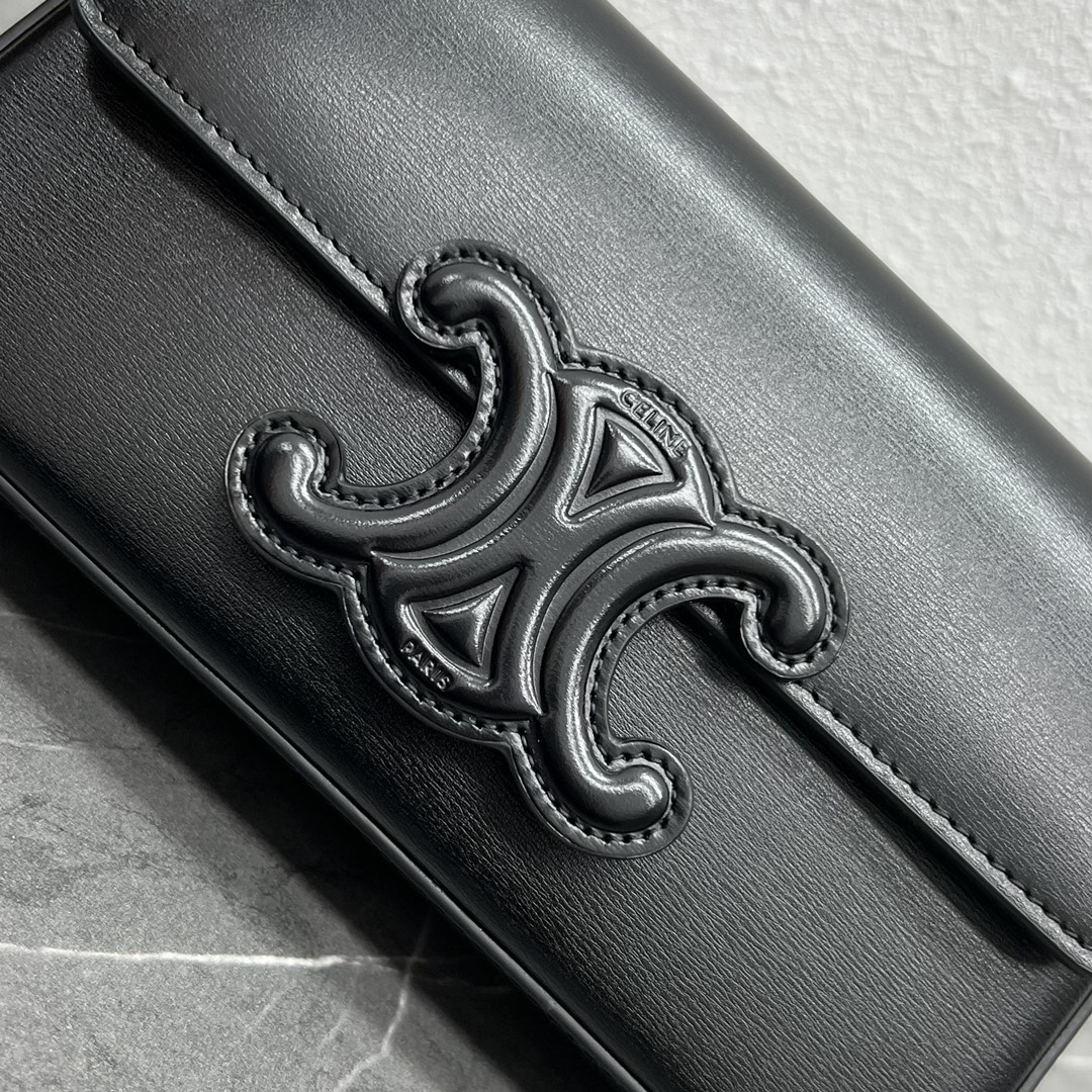 [TOP] CELINE Skin Buckle Chain Underarm Bag 21×13×5CM - Black