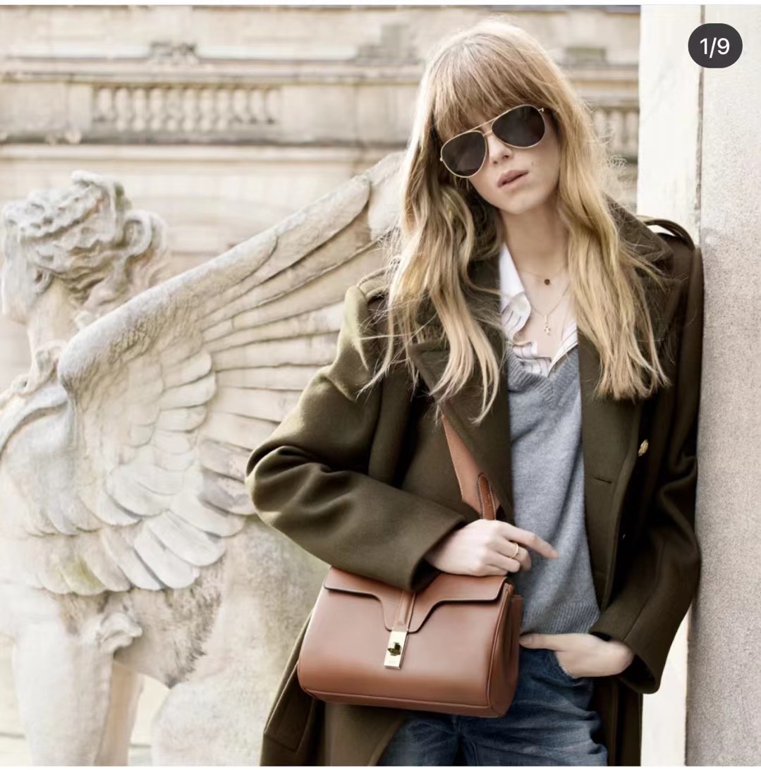 [TOP] CELINE Full Cowhide, Rotating Lock Crossbody Bag 23×15×9CM - Brown