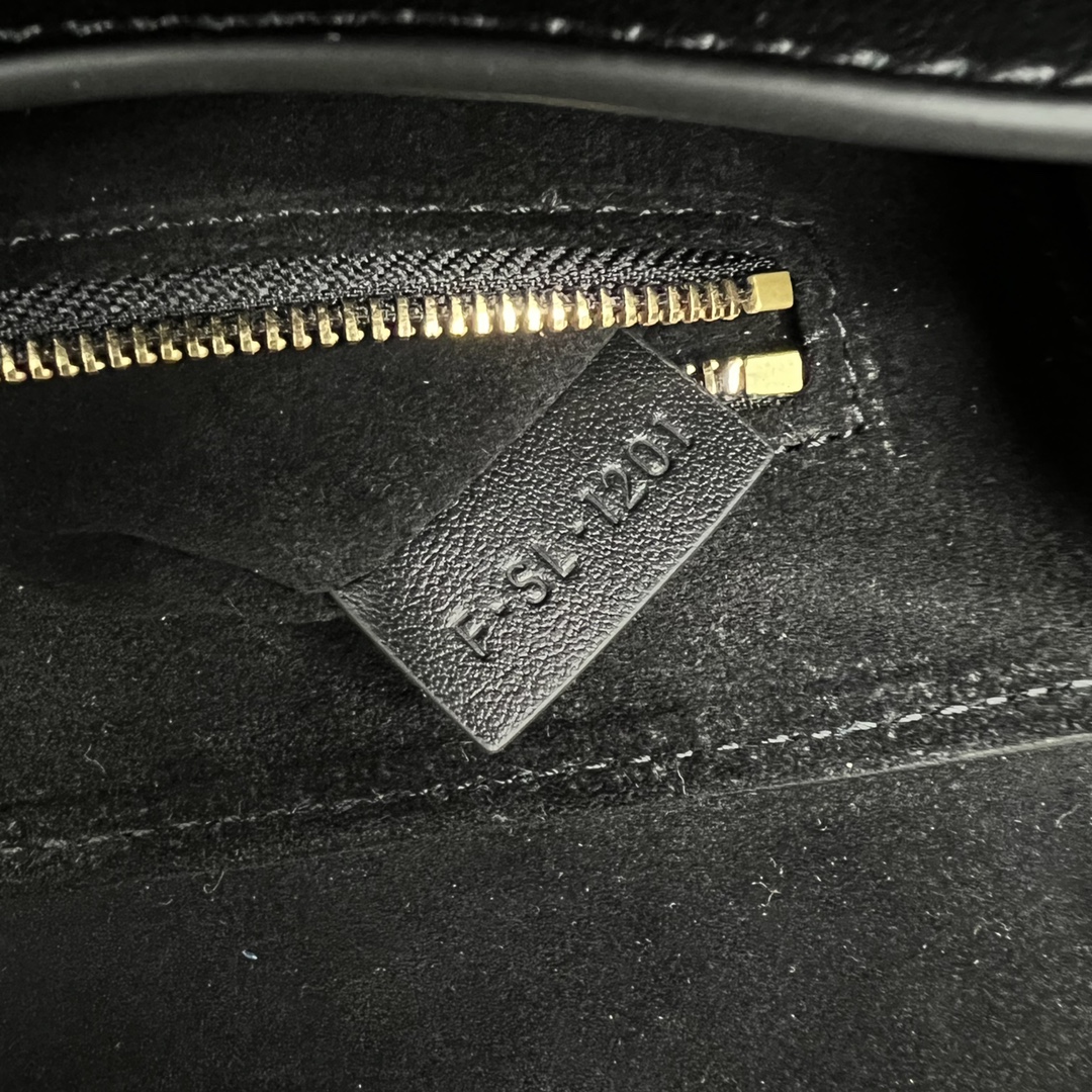 [TOP] CELINE Full Cowhide, Rotating Lock Crossbody Bag 23×15×9CM - Black