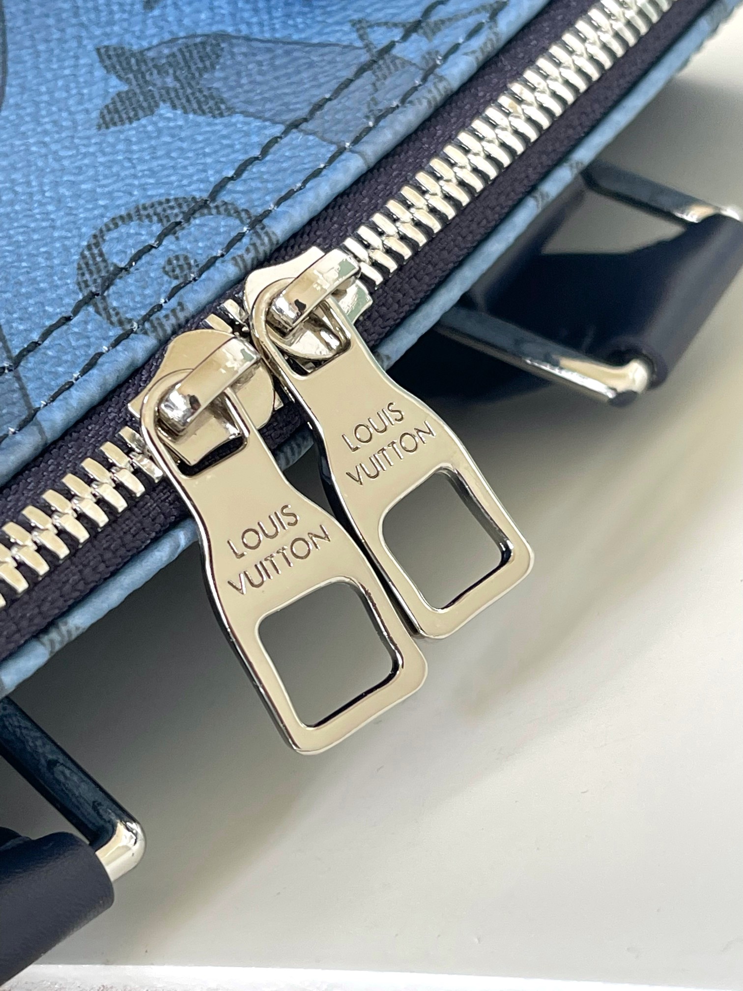 [TOP] Louis Vuitton LV  Keepall Bandoulière 35 Monogram Aquagarden Canvas Handbag 34x21x16cm-Blue