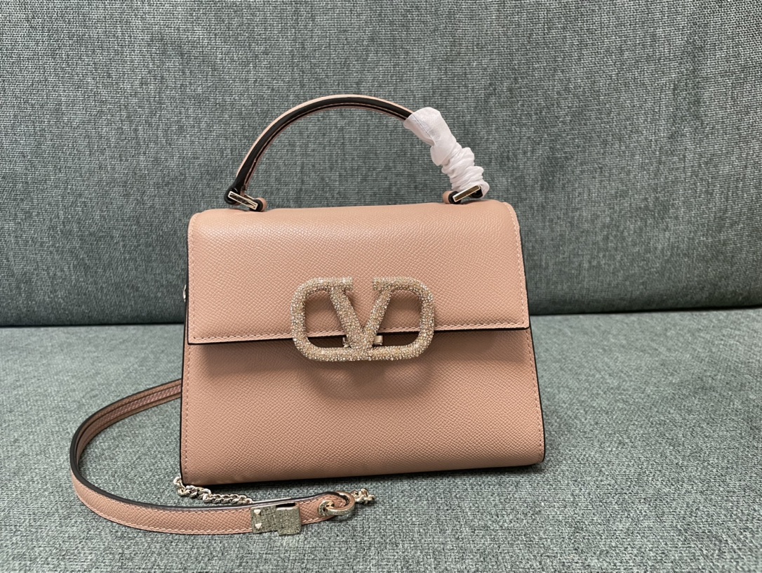 [TOP] VALENTINO Drilling Buckle Vsling Bags 22x16x9cm - Two Colors