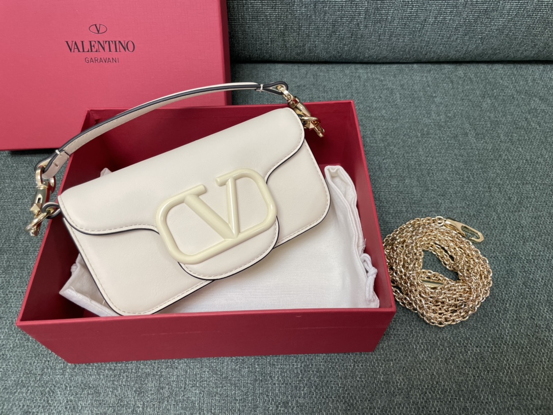 [TOP] VALENTINO Calf Leather Handbag 20x11x5cm - Four Colors
