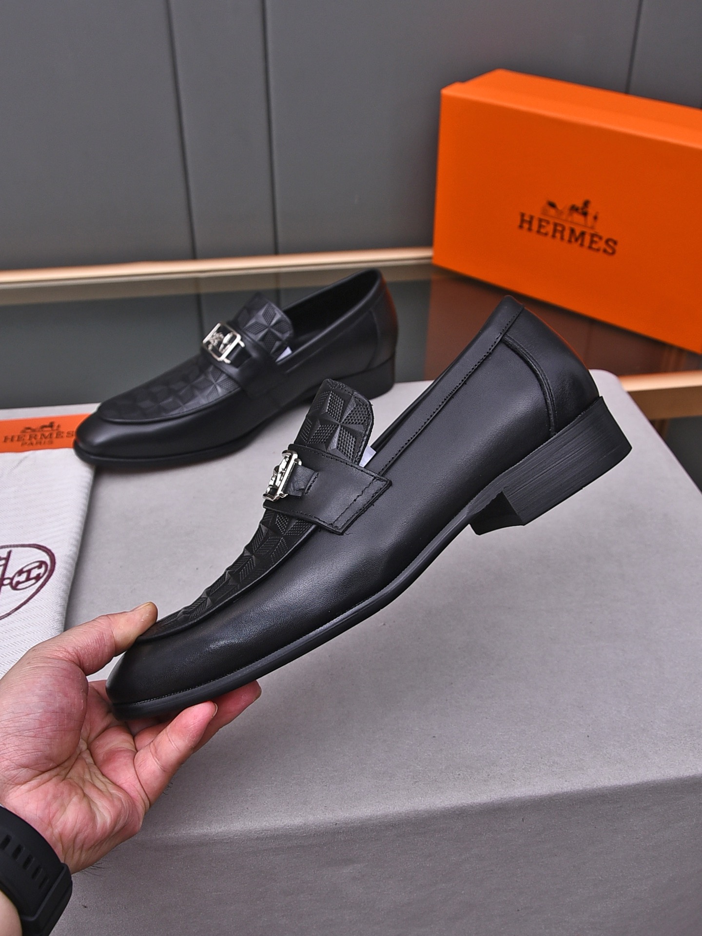 [TOP] HERMES Formal Cowhide Leather Shoes - Black