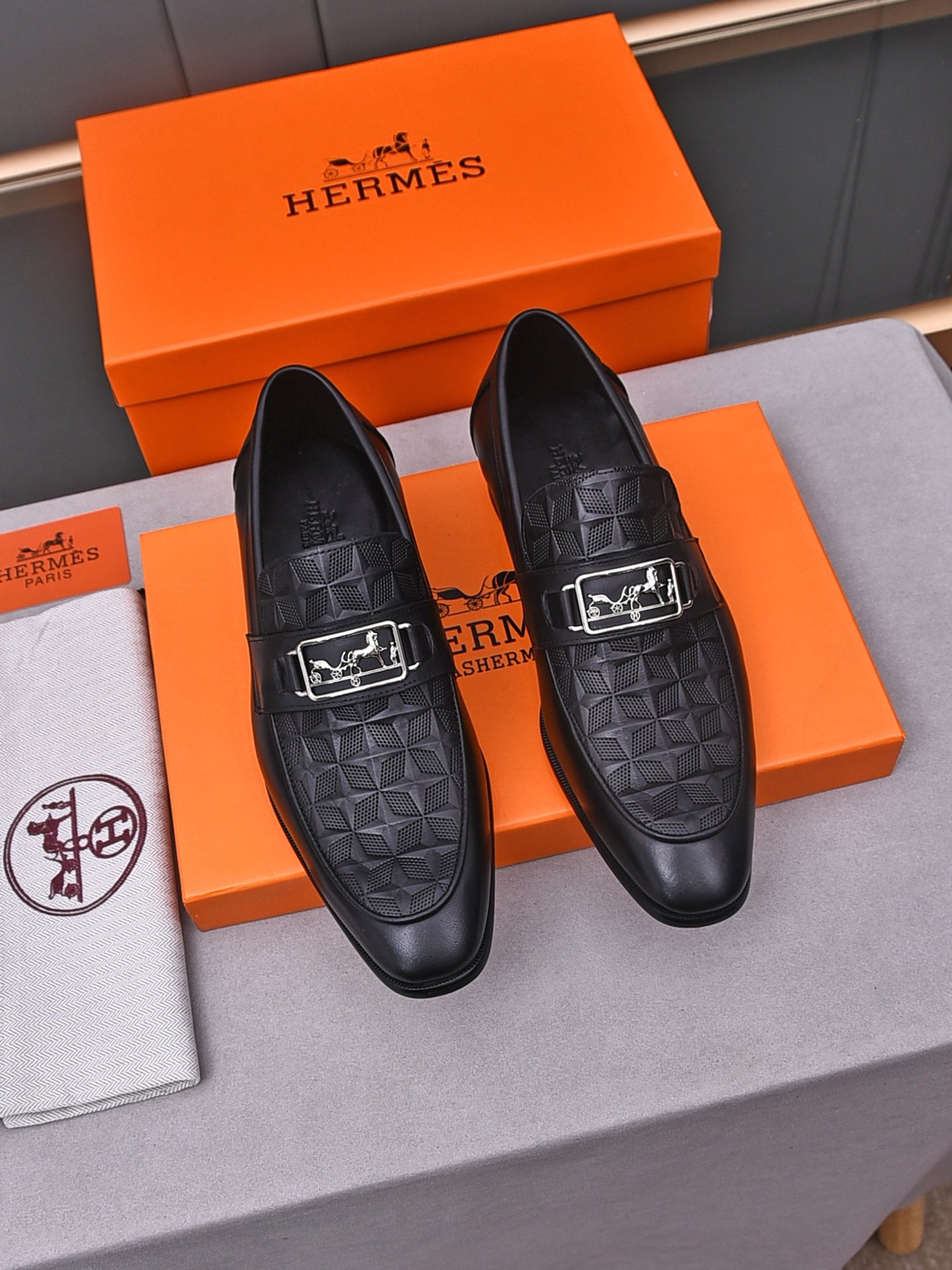 [TOP] HERMES Formal Cowhide Leather Shoes - Black