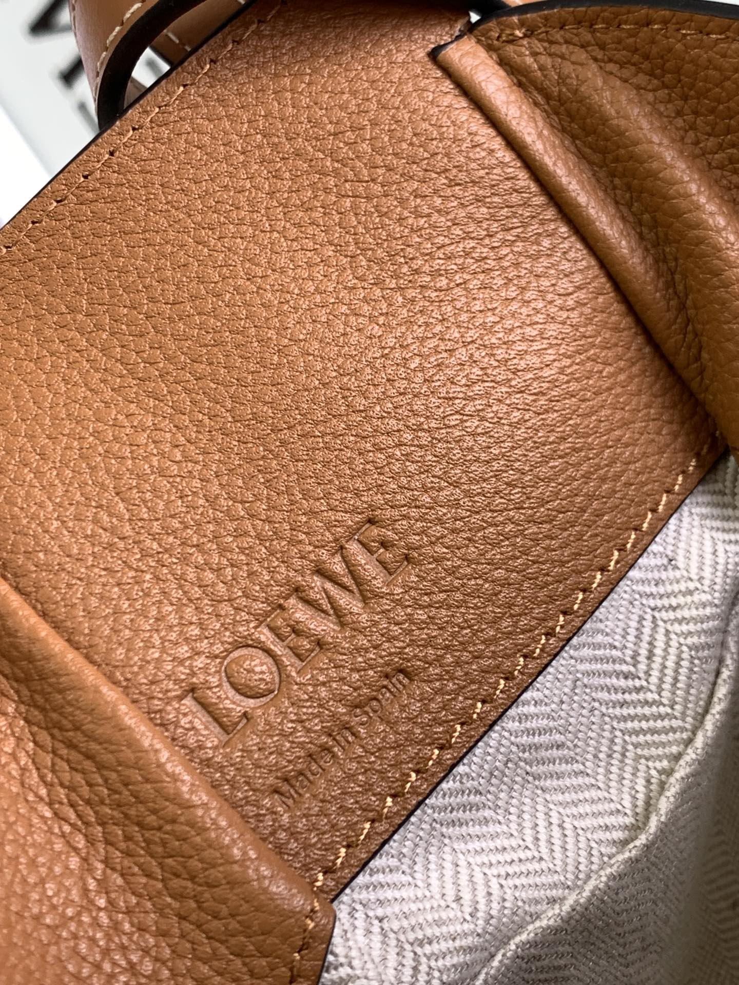 [TOP] LOEWE Mini Hammock Bags 19*11*17cm - Brown