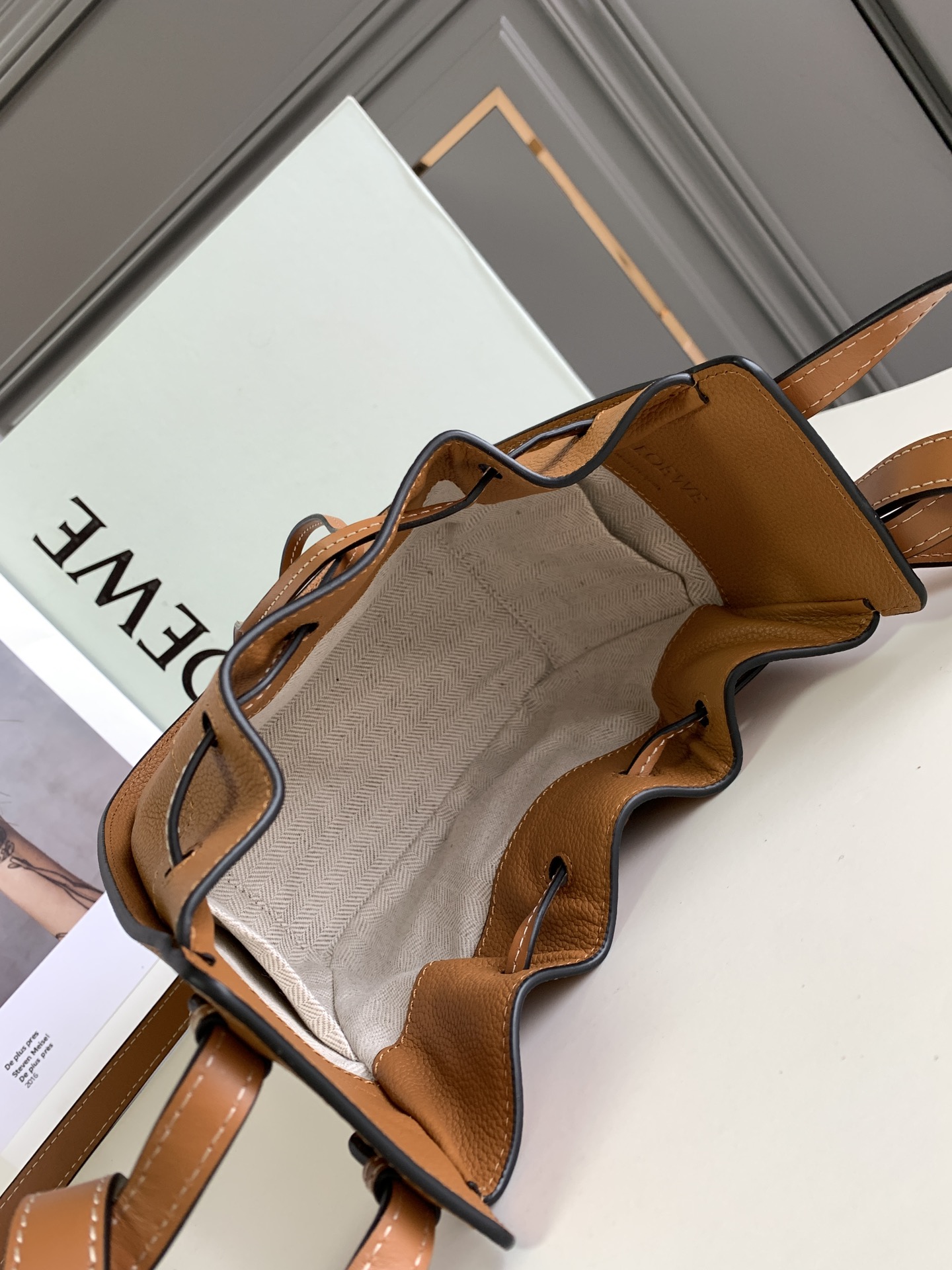 [TOP] LOEWE Mini Hammock Bags 19*11*17cm - Brown