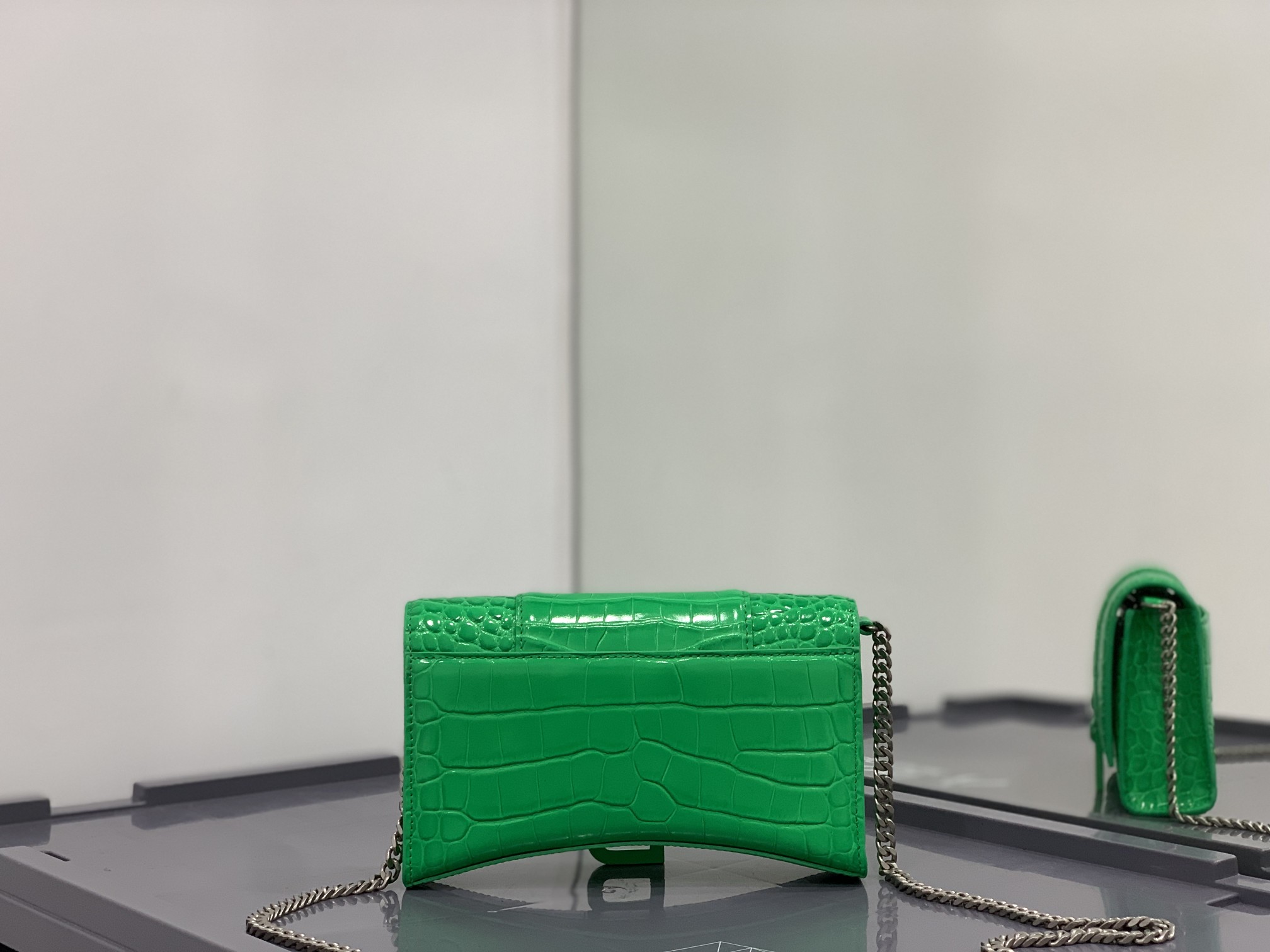 [TOP] BALENCIAGA Hourglass Wallet on Chain Bag 19 x 12 x 5 cm - 10 Colors