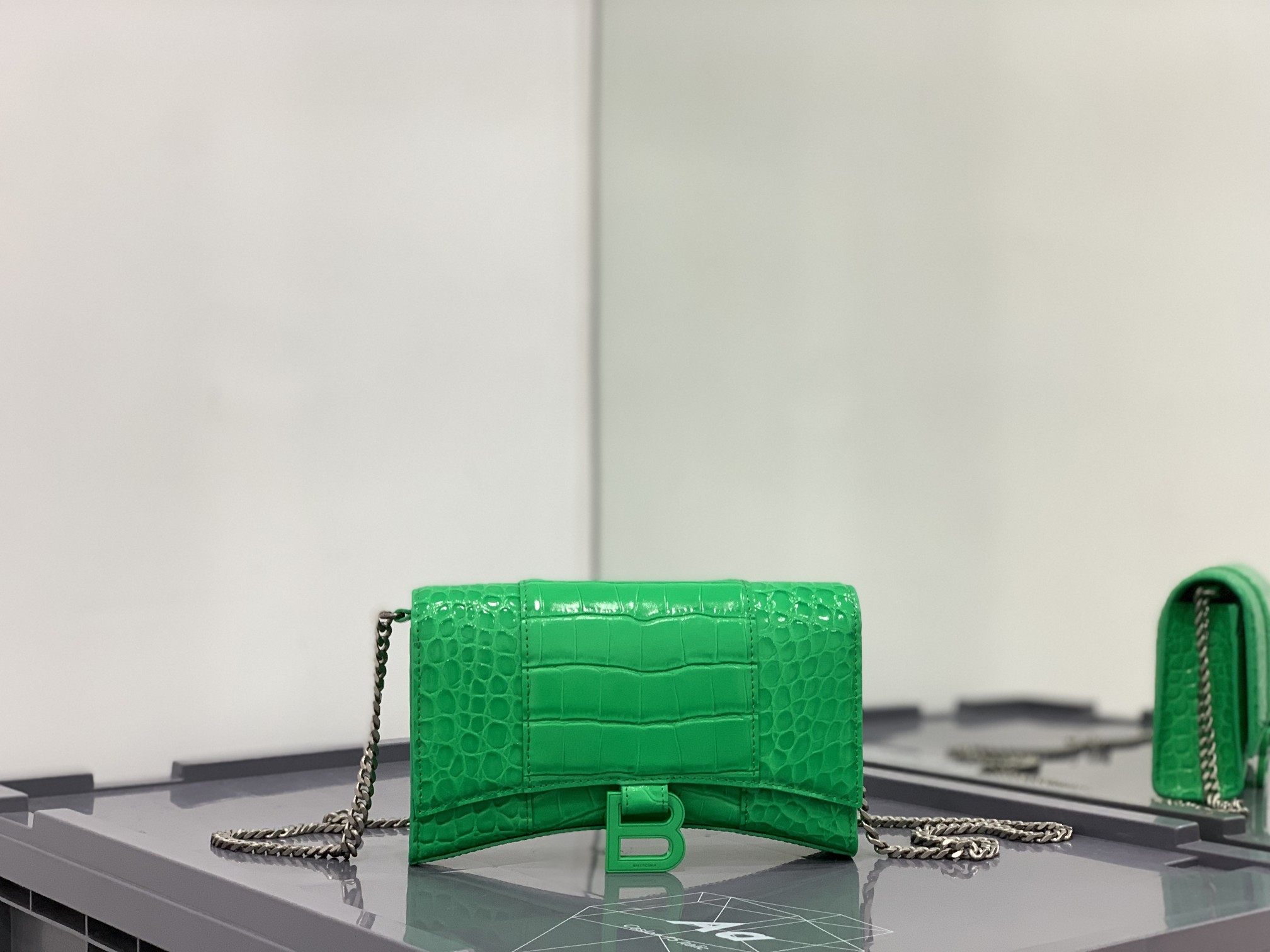 [TOP] BALENCIAGA Hourglass Wallet on Chain Bag 19 x 12 x 5 cm - 10 Colors