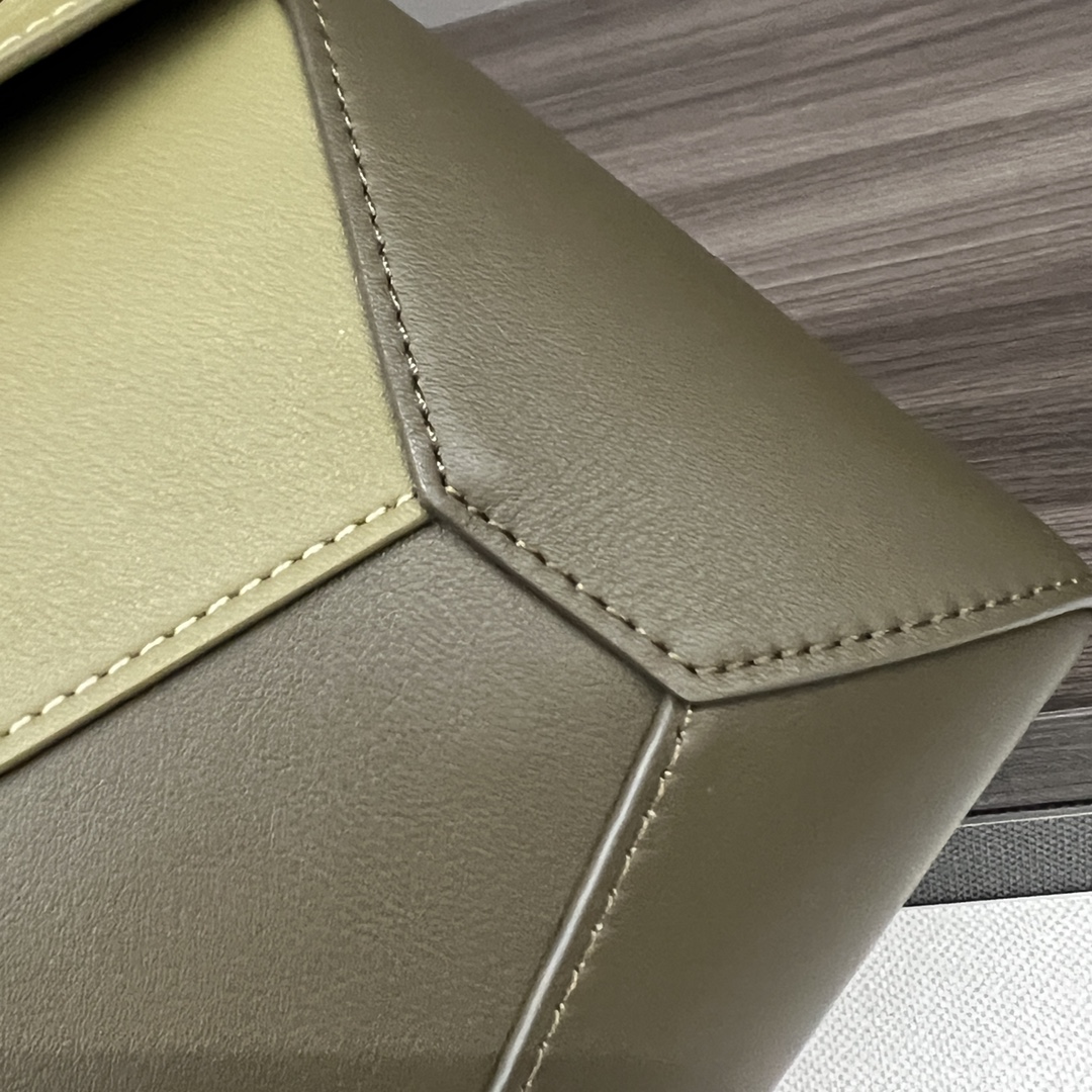 [TOP] LOEWE Puzzle Bag Anagram 24*10.5*16CM - Army Green