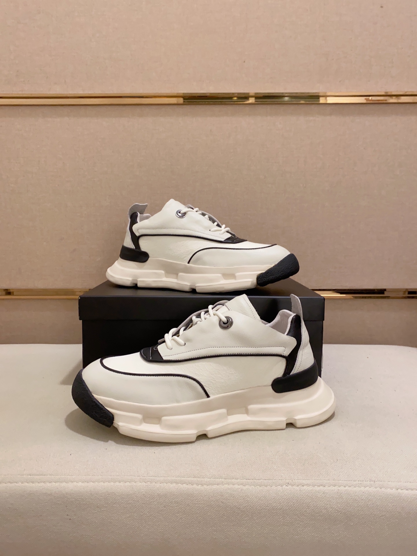 [TOP] PRADA Casual Men's Shoes- 2 Colors