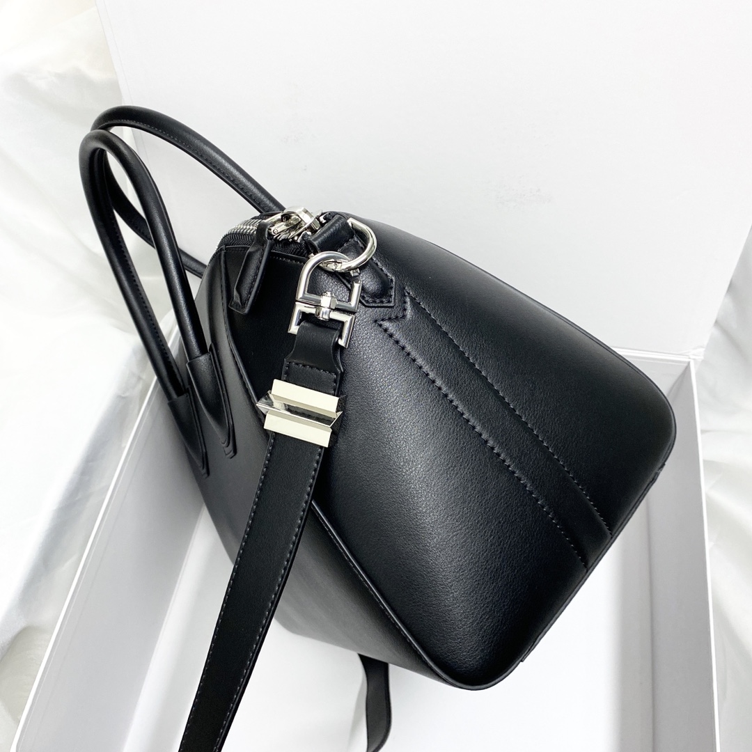 [TOP] GIVENCHY Antigona Bags 28x17x23CM/33x18x26CM - Black