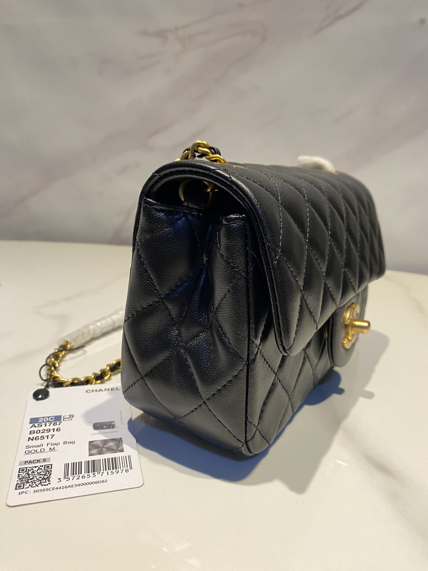 [TOP] CHANEL CF Classic Flap Bag With Golden Ball 17cm/20cm - GHW - Black