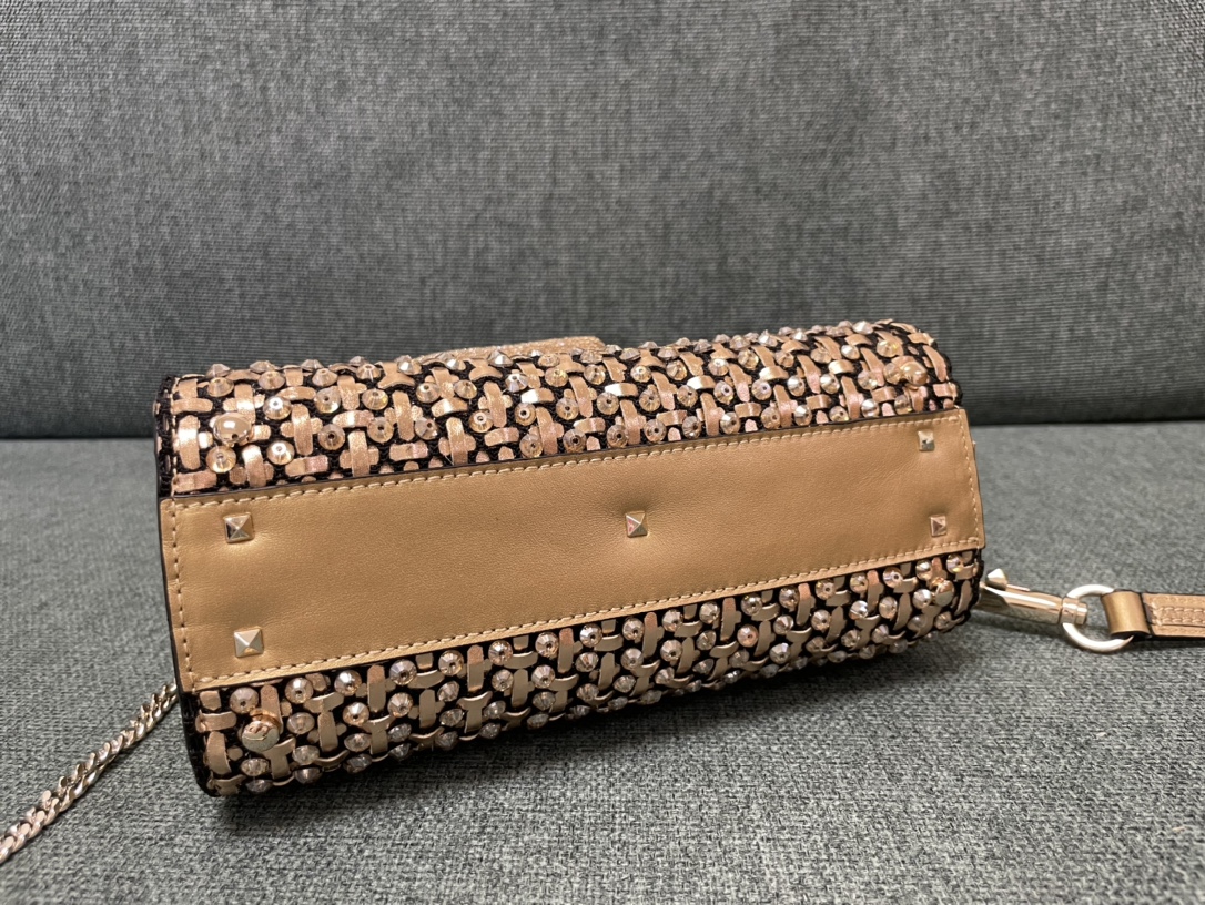 [TOP] VALENTINO Hand Woven Vsling Bags - Two Colors