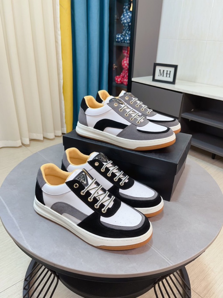[TOP] PRADA New Men's Shoes - 2 Colors