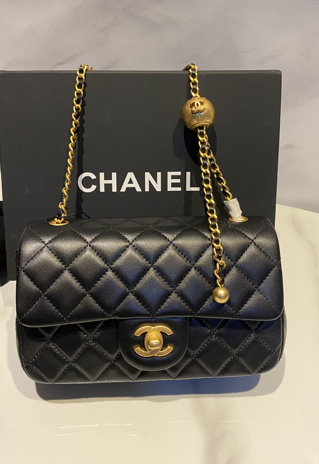 [TOP] CHANEL CF Classic Flap Bag With Golden Ball 17cm/20cm - GHW - Black
