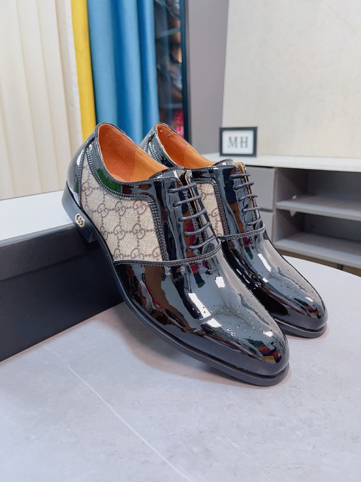 [TOP] GUCCI Men's Formal Leather Shoes - Black