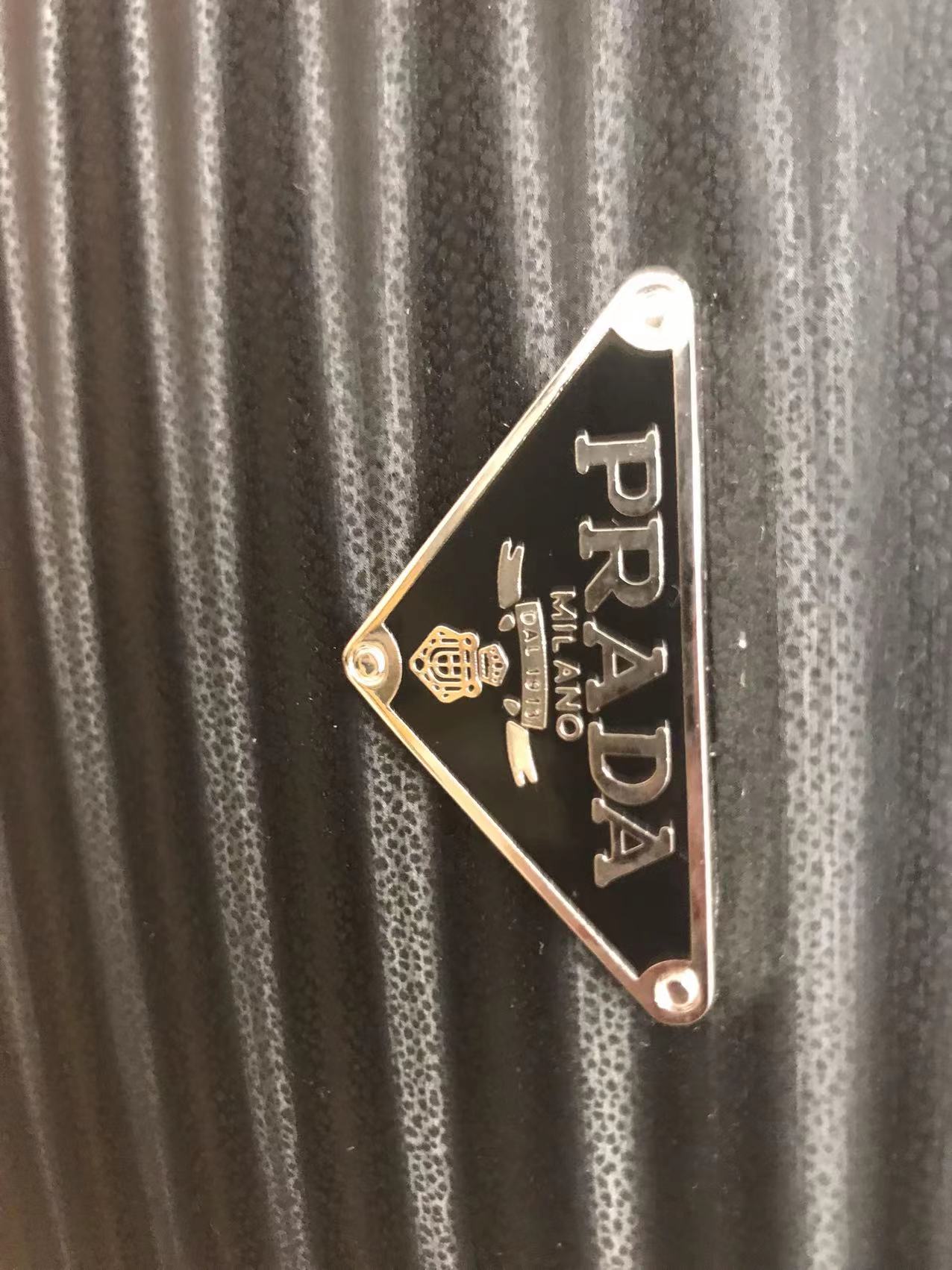 [TOP] PRADA Imported Cowhide Men's Bag - Black