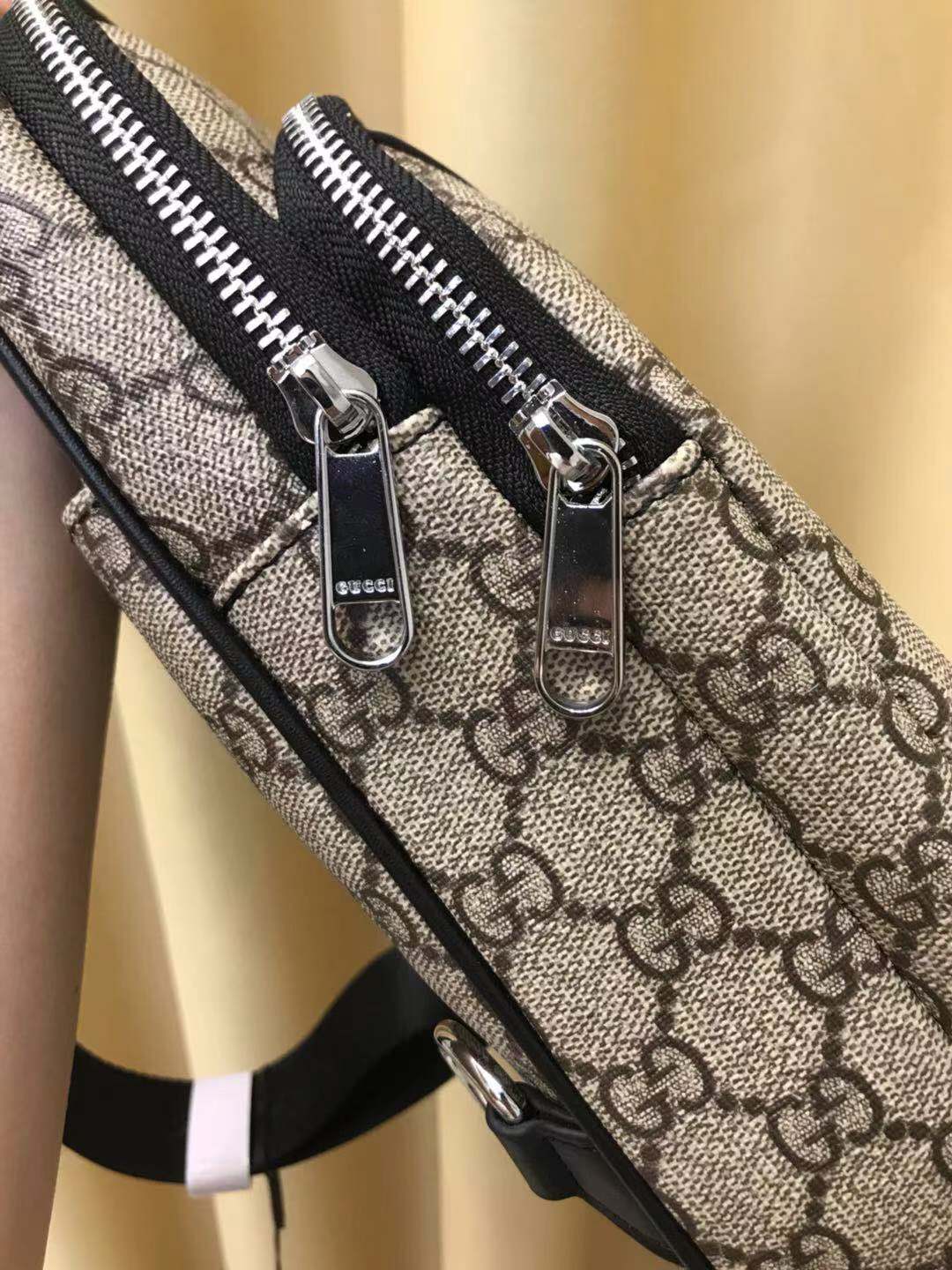 [TOP] GUCCI Chest Bag
