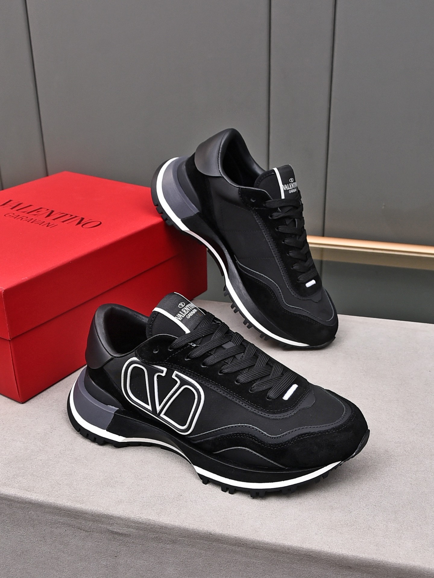 [TOP] VALENTINO Men's Sports Shoes - 3 Colors