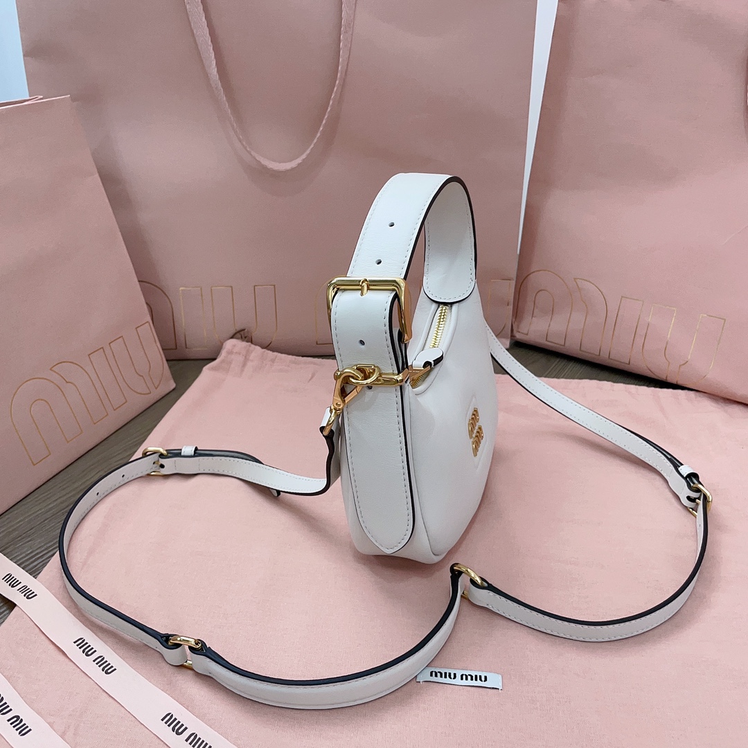 [TOP] Miu Miu Calfskin Hobo Bags 17 x 15.5 x 5.5 cm/ 20 x 17 x 6 cm - 4 Color